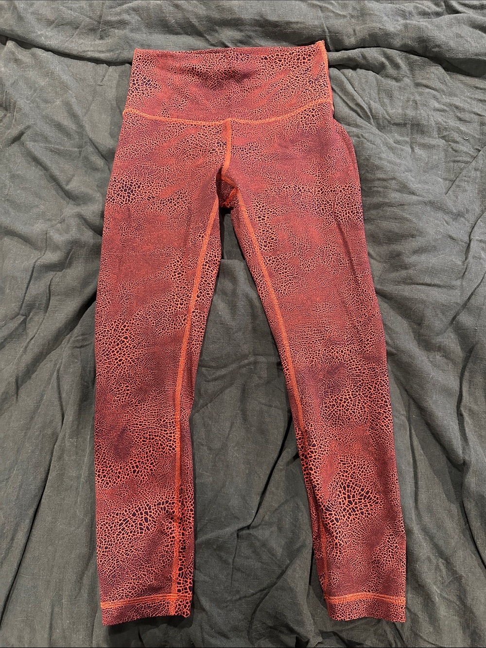 lululemon athletica Wunder Train cropped leggings